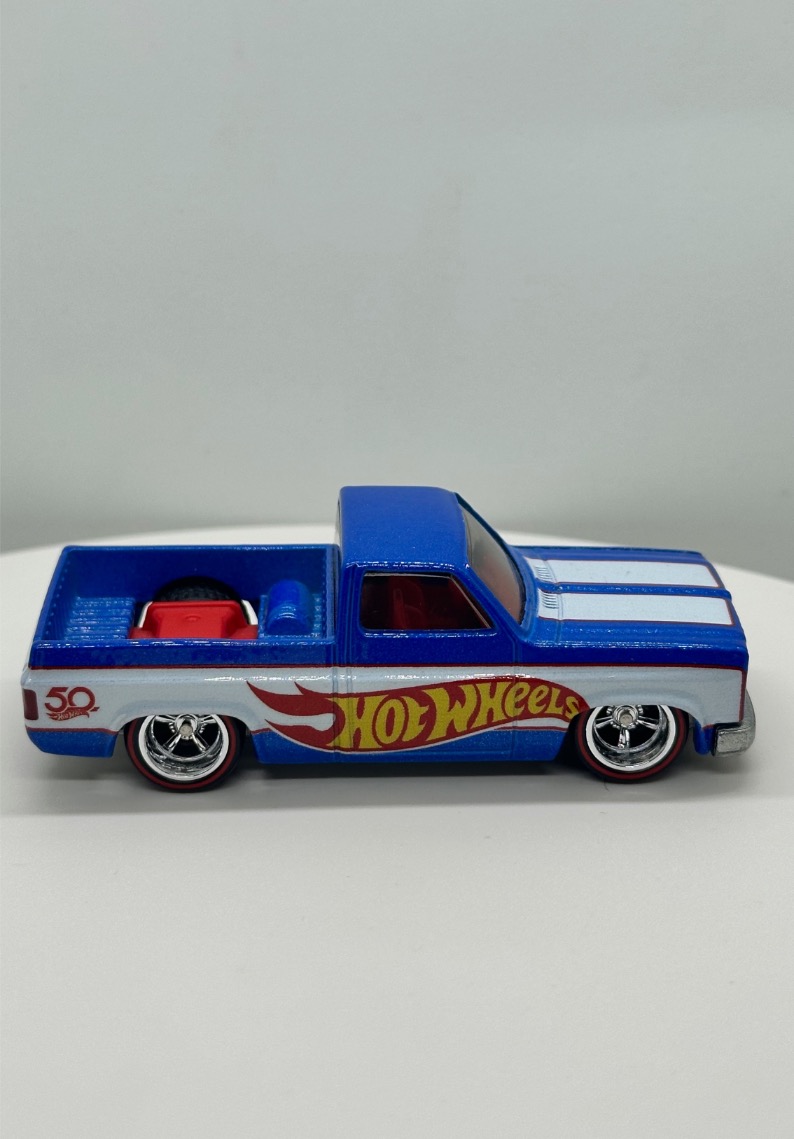 83 Chevy Silverado 50th Aniversario