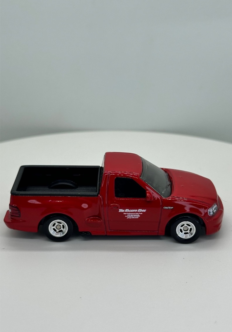 Ford F-150 SVT Lightning - HYP75