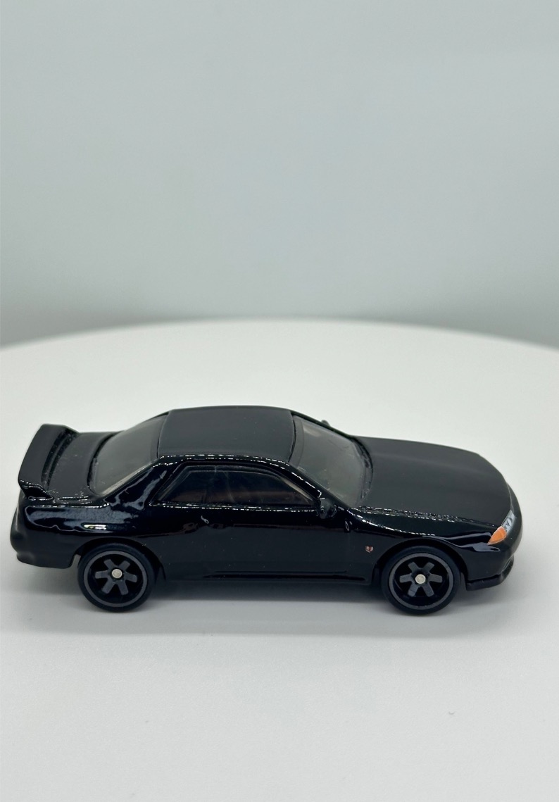 Nissan Skyline GT-R (BNR32) NEGRO - HYP69