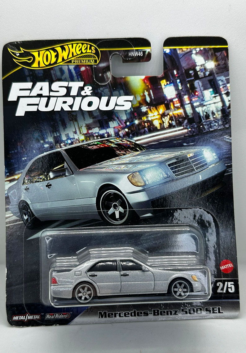 Hot Wheels Premium - Mercedes_Benz 500 SEL 	HRT94