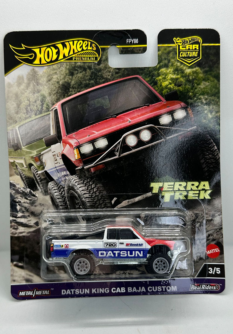 Hot Wheels Premium - Datsun King Cab Baja Custom 	HRV71