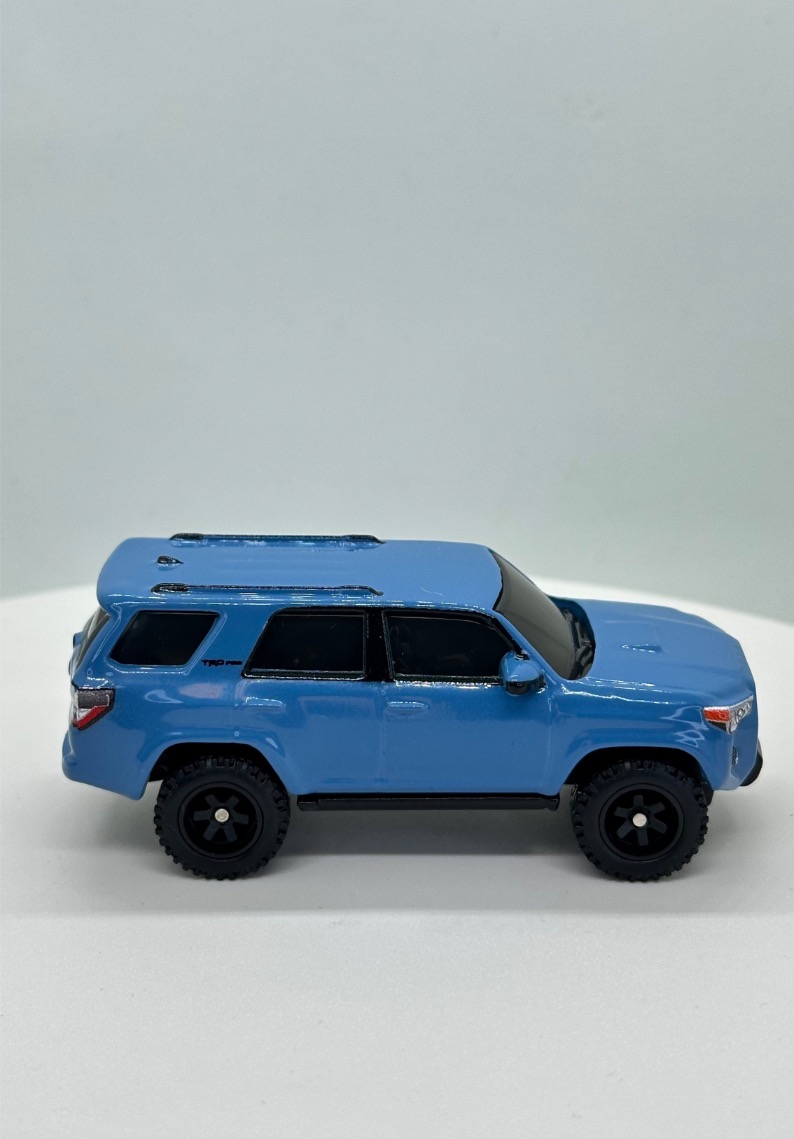 18 Toyota 4Runner AZUL - HKC73
