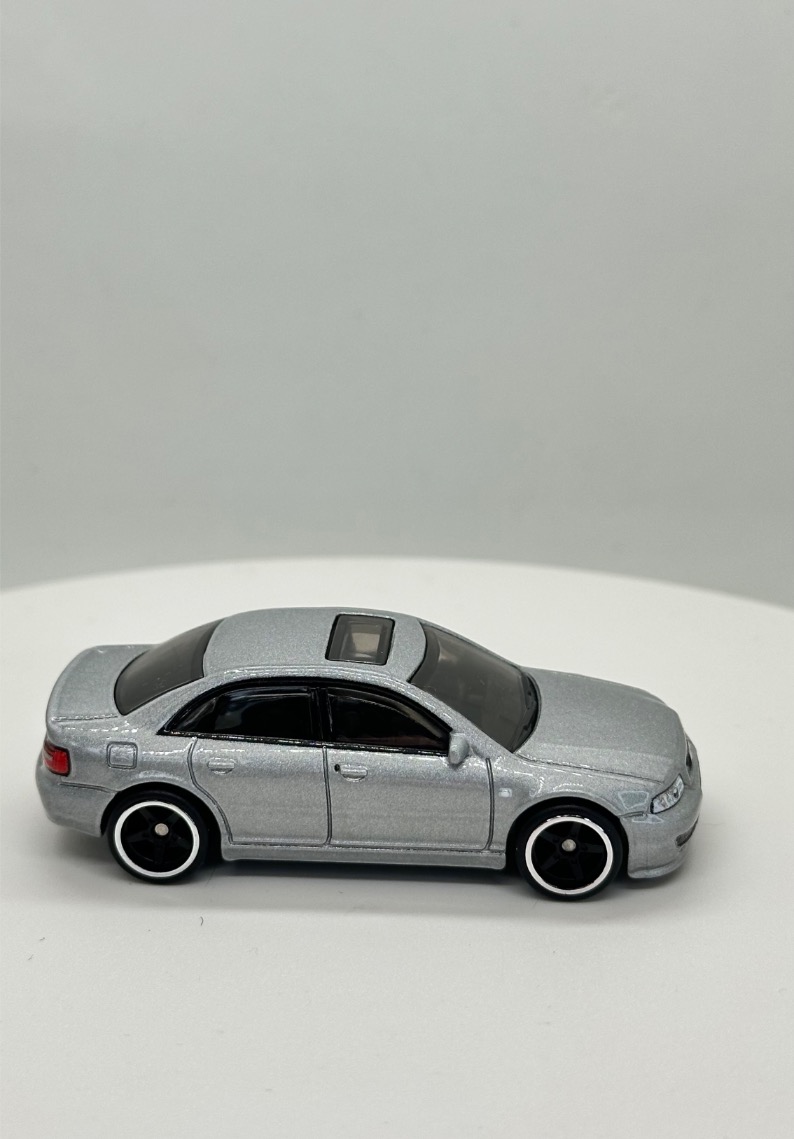 Audi S4 quattro - HRV81