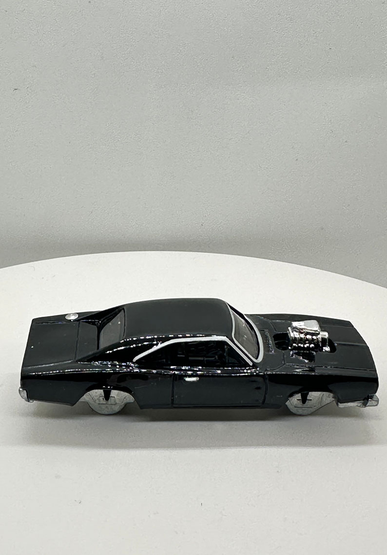 Hot Wheels Premium - Sin Ruedas - Ghost Rider Charger - FLD30