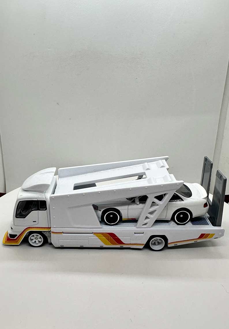 Hot wheels Car Culture: Team Transport #79 SUELTO
