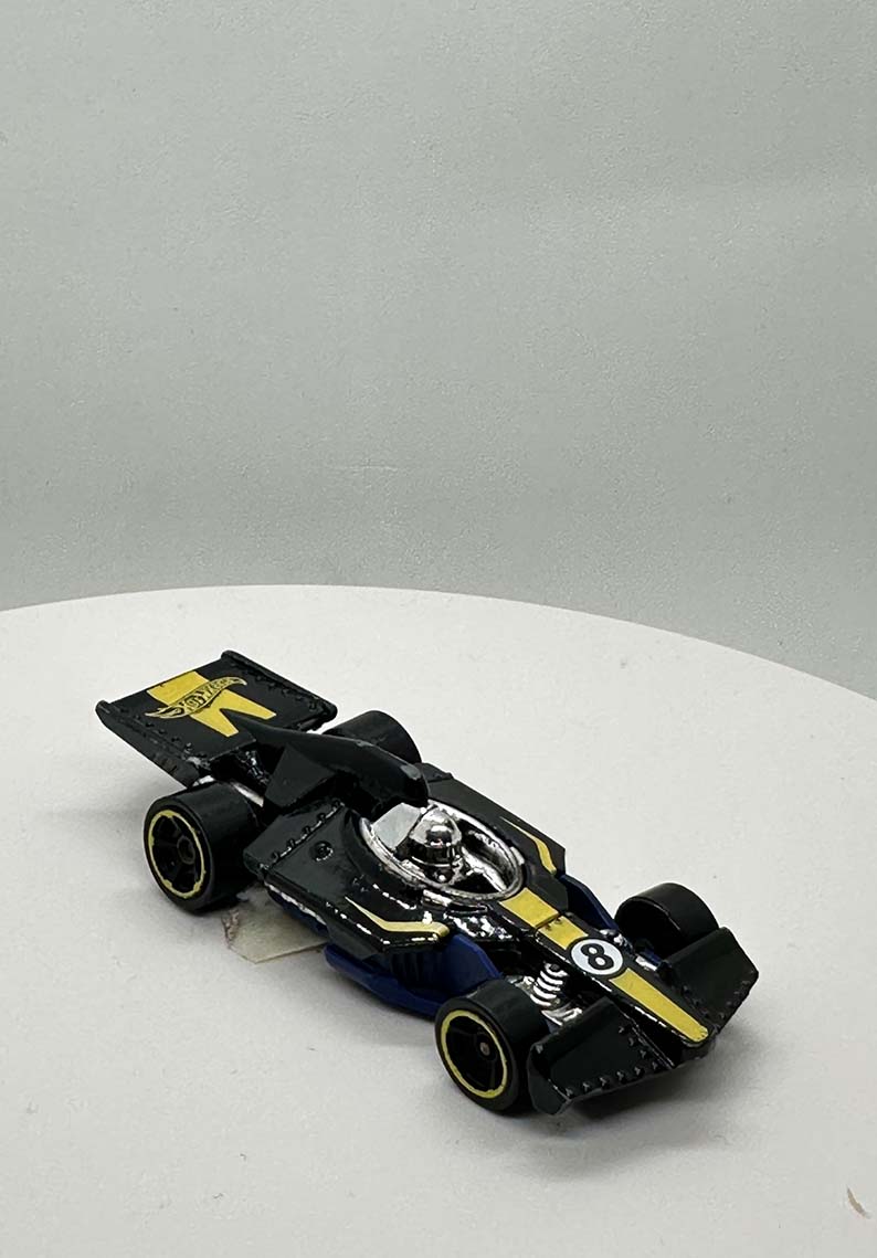 Hot wheels - Basico - Suelto - 143