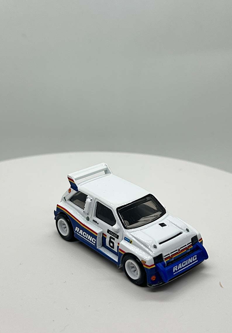 Hot wheels - MG Metro 6R4 - HKC18 - Premium - Suelto - 147