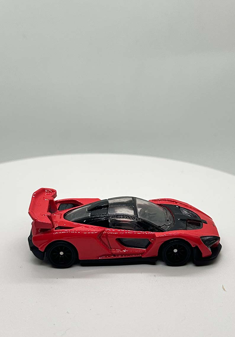 Hot wheels - McLaren Senna Rojo - JBL92 - Premium - Suelto - 150