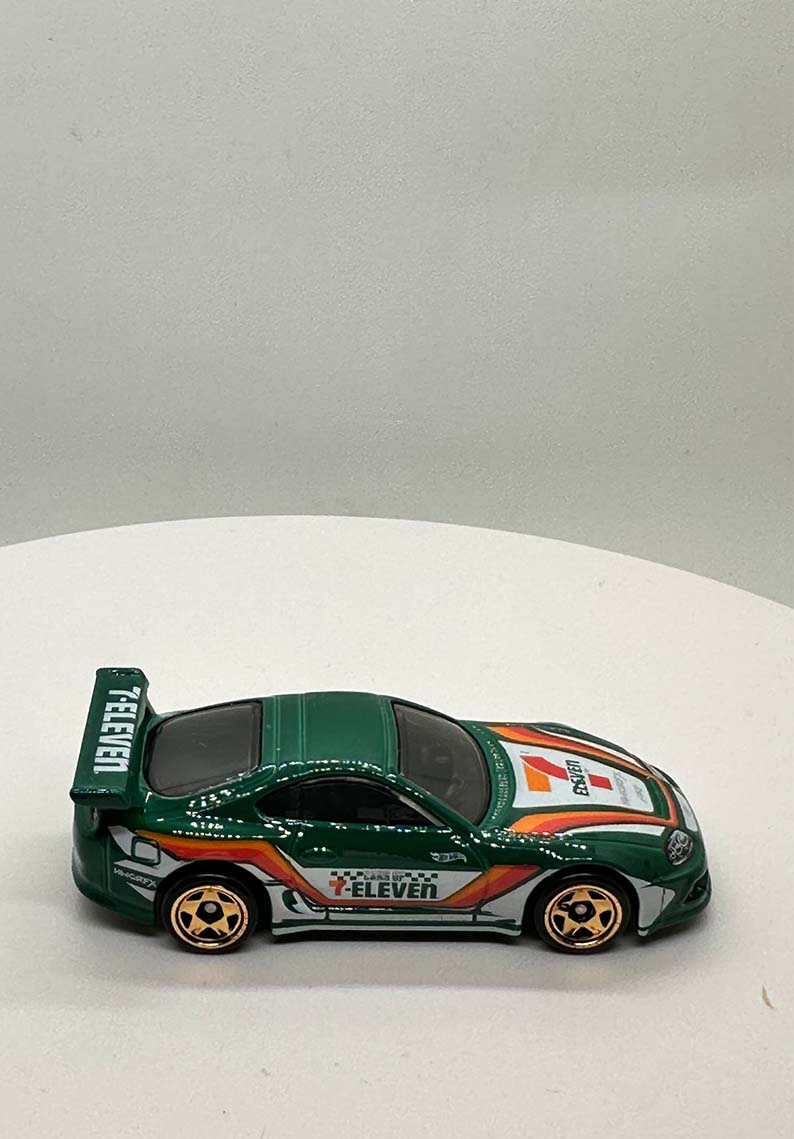 Hot wheels - Toyota Supra - 7-Eleven Exclusive - Basico - Suelto - 164