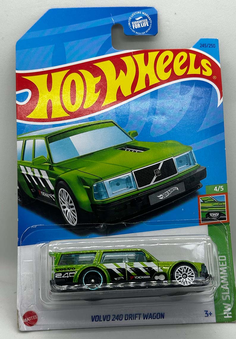 Hot wheels - Volvo 240 Drift Wagon HKJ07